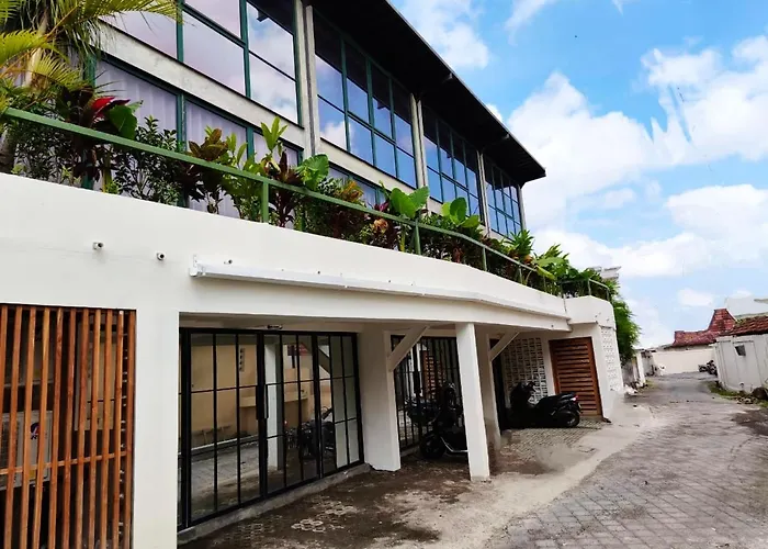 アパートホテル Marvel Canggu Dalung (Bali)